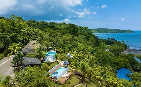 The Tranquilo Lodge, Adult Only, All Meals Included